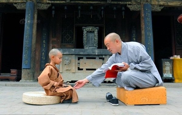 Sự tu dưỡng lớn nhất của đời người chính là khoan dung, tha thứ. Khoan dung không phải cho người, khoan dung là để cho mình